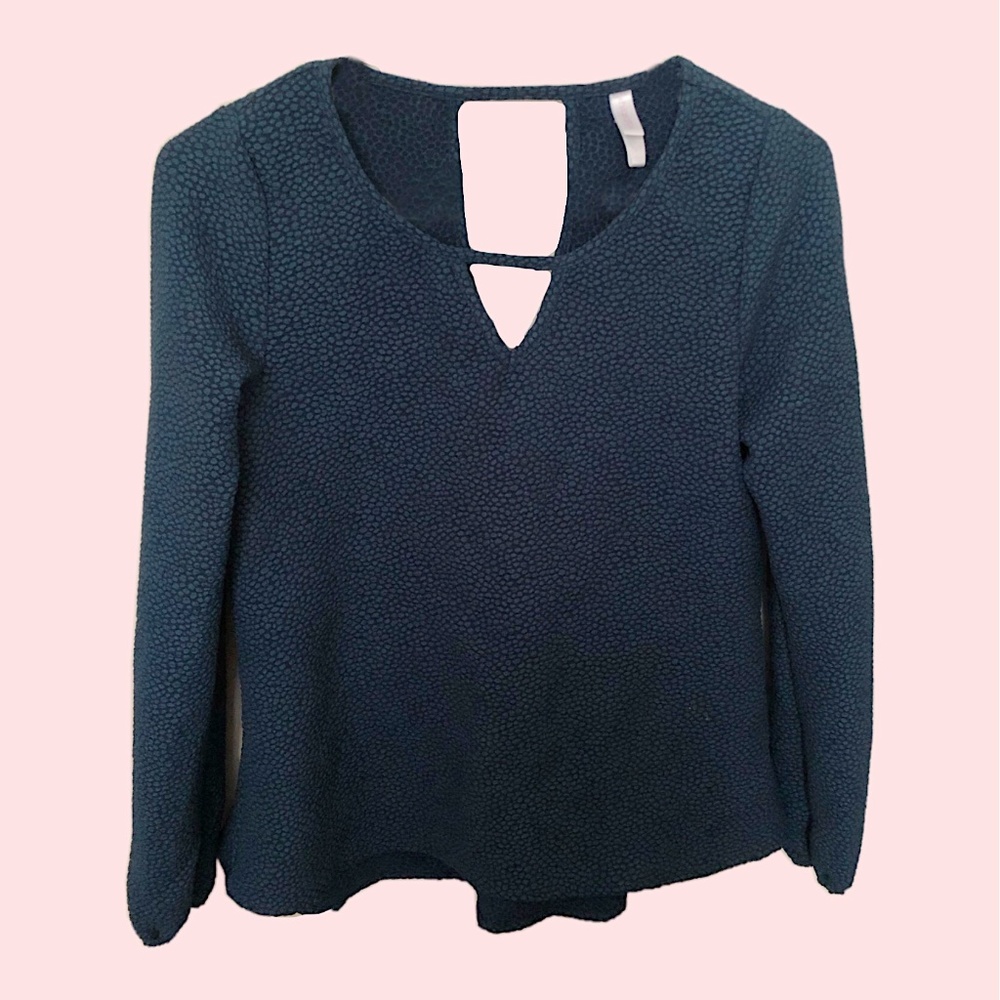 XHILIRATION NAVY BLUE TEXTURED LONG SLEEVE TOP